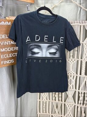 Adele Live 2016 Black Graphic Tee | M